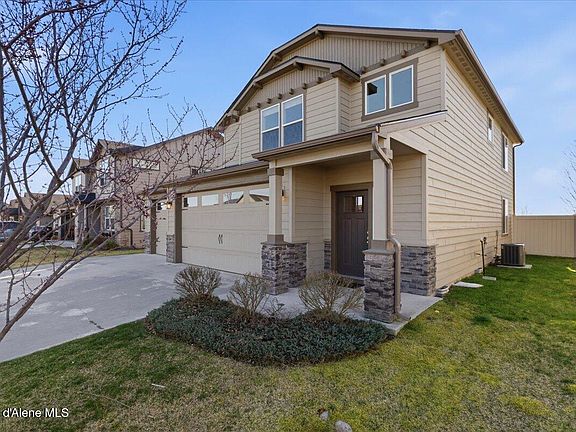 3rd image of 13071 N Loveland Way