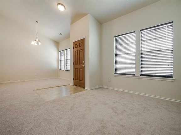 4th image of 205 Linden Ct