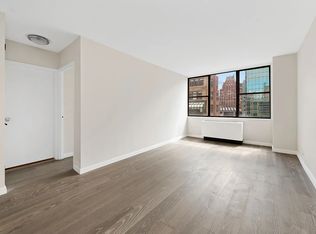 301 E 45th St APT 20C, New York, NY 10017