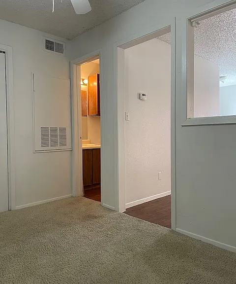 Robbie Ln — Photo 4