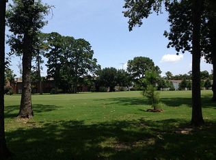 3530 Country Club Blvd, Montgomery, TX 77356