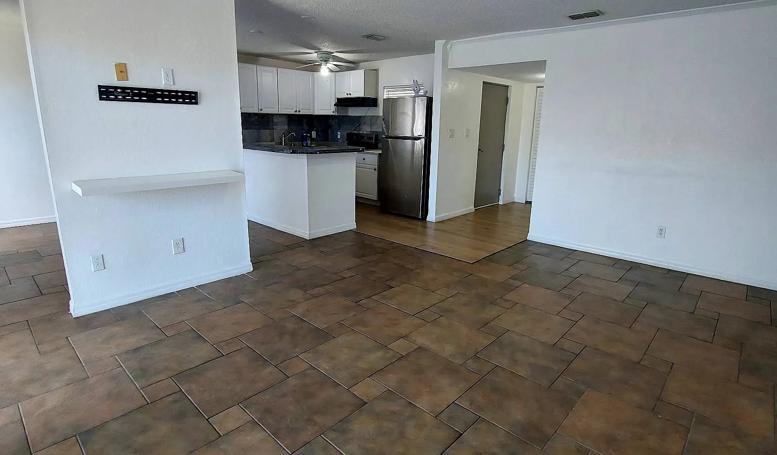 2625 Florida 590 # 2721 - 1 — Photo 3