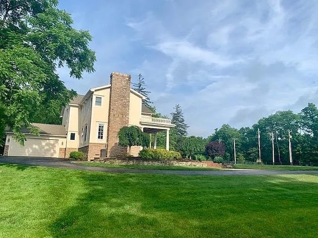 257 Home Rd — Photo 4