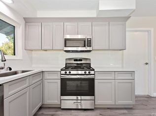 1706 E Granada Ct, Ontario, CA 91764
