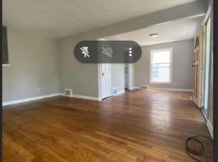 5543 South Blvd, Maple Heights, OH