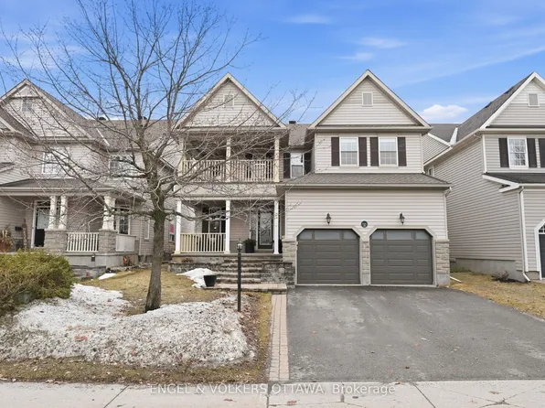 31 Leatherwood Cres, Ottawa, ON K2J 4X9