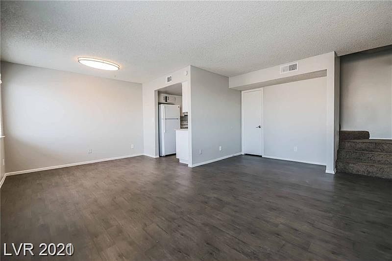 2nd image of 325 Gayle Ave #309