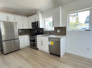 22443 Schoolcraft St #22443, West Hills, CA 91307
