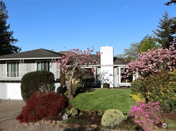 19845 19th Avenue NW, Shoreline, WA 98177