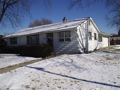 1st image of 8751 S Sayre Ave