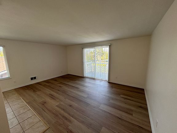 3rd image of 1113 SE 6th Ave APT 201