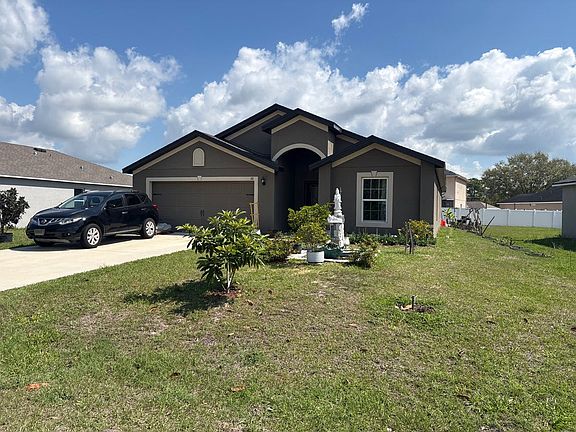 2nd image of 311 Michigan Ln