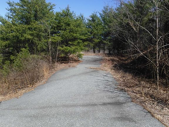 3rd image of 0 Saratoga Dr