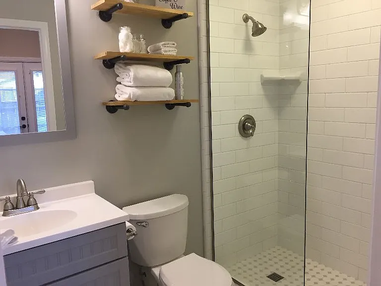 805 Red Cloud Rd #2 — Photo 7
