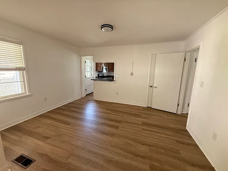 163 Summar Dr — Photo 13