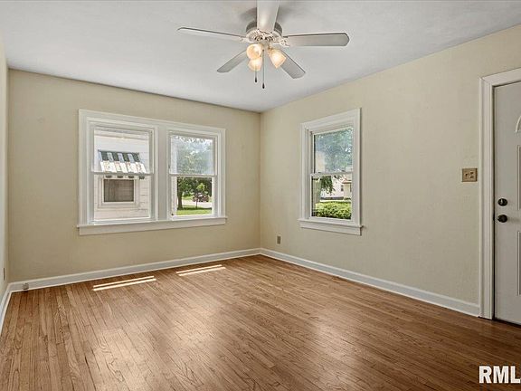 3rd image of 2924 S 3rd St
