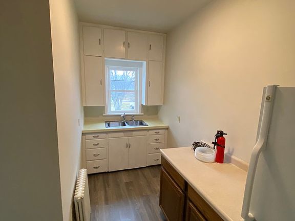 4th image of 302 S 4th St Unit 4