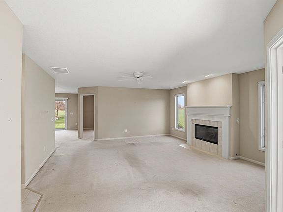 5th image of 4011 Goeglein Rd