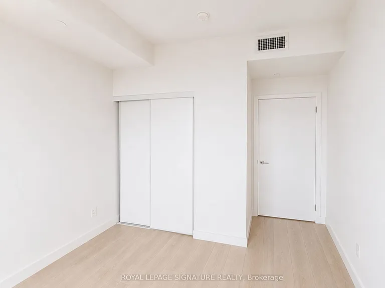 8 Eglinton Ave E #3608 — Photo 18