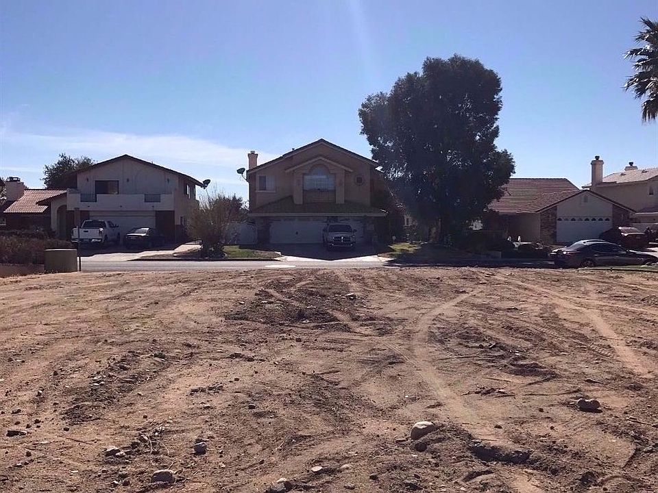 1st image of 12712 Autumn Leaves Ave