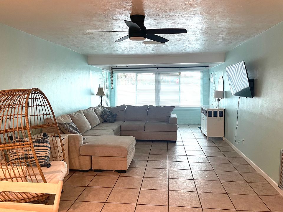 1st image of 104 W Osceola Ln #2