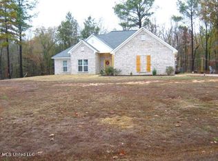73 Hayward Rd, Byhalia, MS 38611