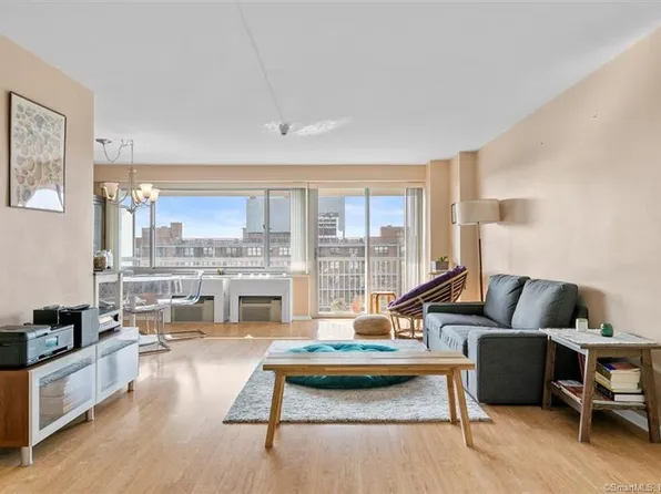 100 York Street #17-S, New Haven, CT 06511