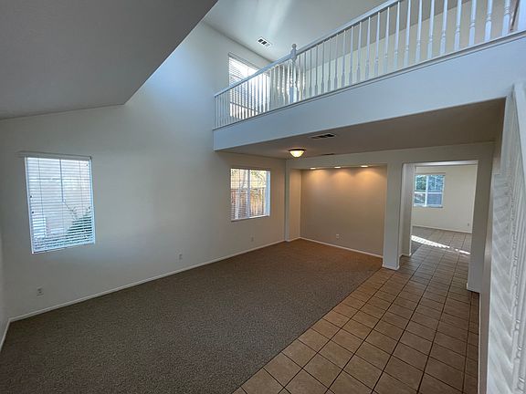 5th image of 28351 Ware St