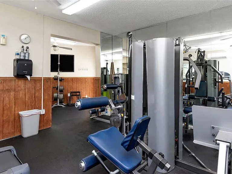 10351 Regal Dr #8 — Photo 34