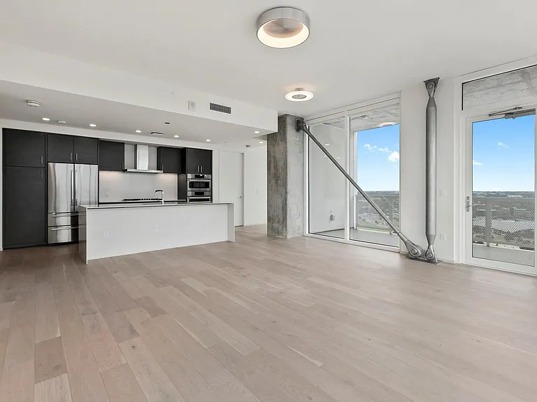 301 West Ave #2507 — Photo 3