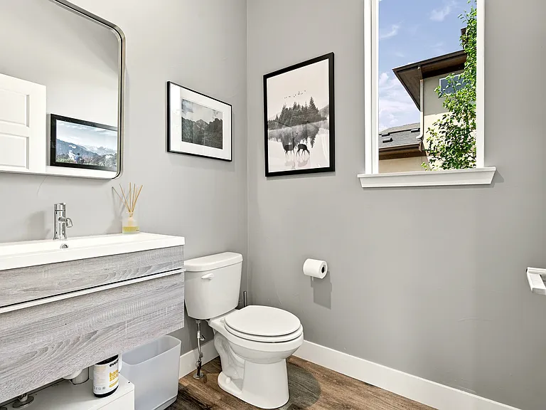 6649 Fern Dr — Photo 24