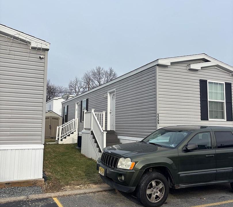 1st image of 1405 Farrell Ave Trailer 326