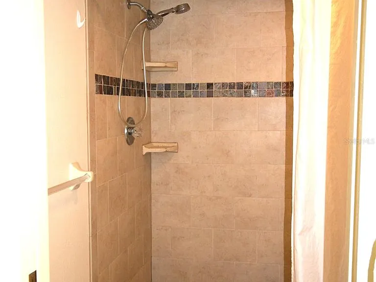 1806 Mariner Dr #214 — Photo 35
