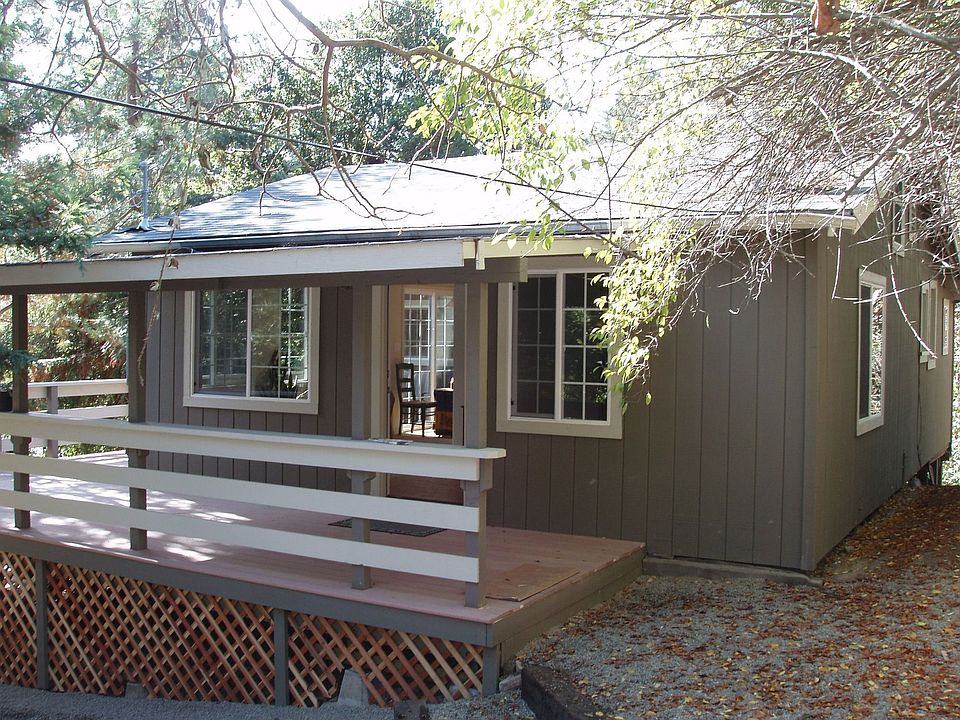 2nd image of 460 Riverview Dr