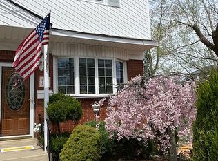 249 Milton Ave, Staten Island, NY 10306