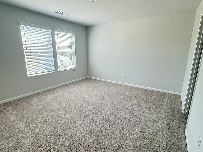 288 Oakwood Dr — Photo 9