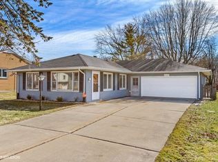 2427 187th Pl, Lansing, IL 60438