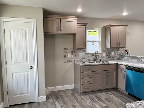 1710 S Pearl Ave, Joplin, MO 64804