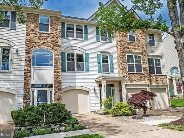 25366 Ashbury Dr, Chantilly, VA 20152