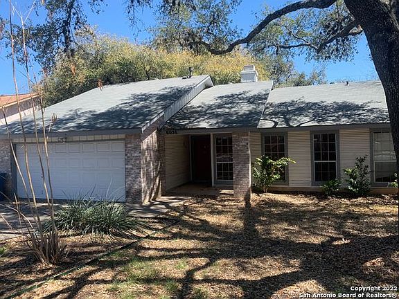 2nd image of 8026 Valley Trails St