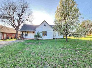 209 H St, Elgin, OK 73538