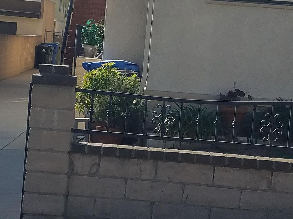 Front of 4-unit building in very quiet neighborhood