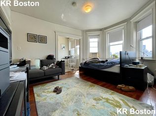 1161 Boylston St #24, Boston, MA 02215