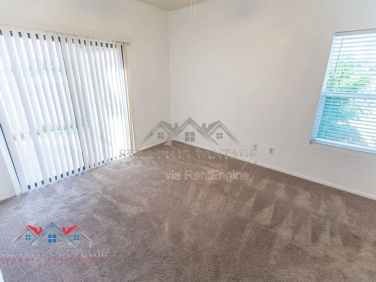 2035 S Elm St #110 — Photo 23