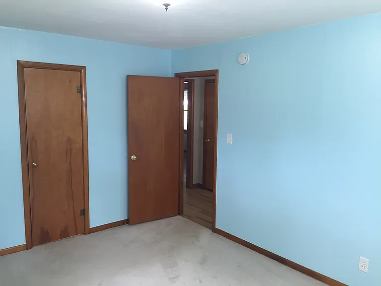 1205 W Waid Ave — Photo 8