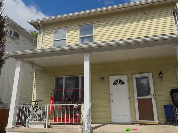 21 Elizabeth St, Pittston, PA 18640