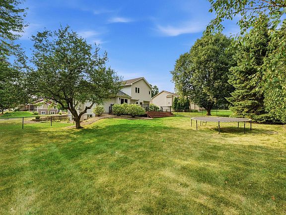 3rd image of 3698 Willbrook Ct