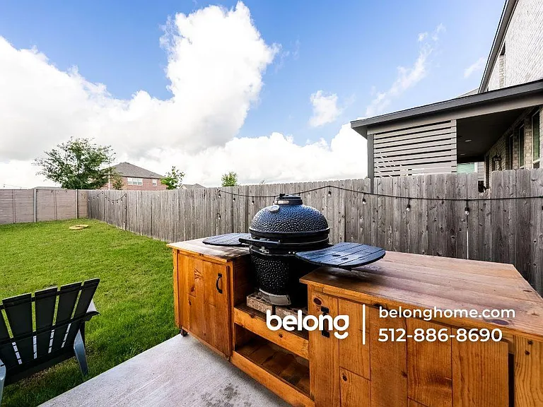 7105 Gray Catbird Dr — Photo 2
