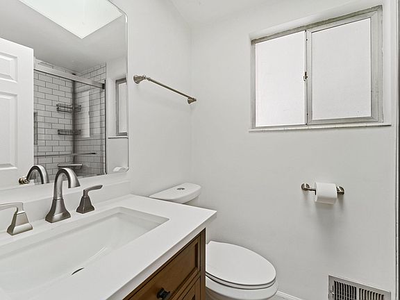 Upstairs Bathroom 1