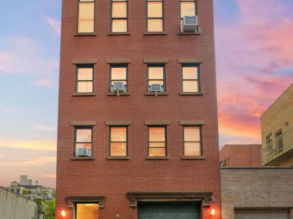 129 Carroll Street image 1 of 11